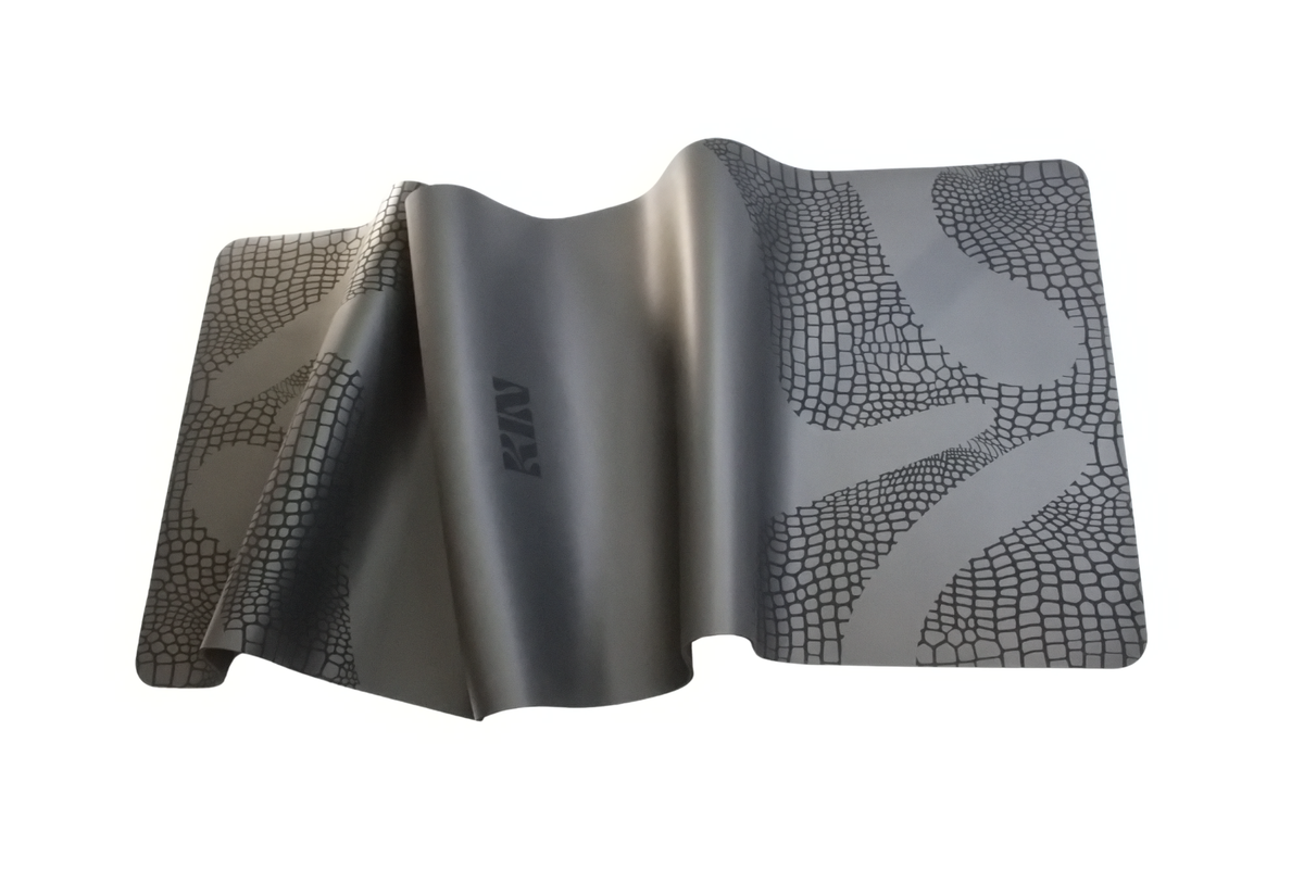 Kin Yoga Mats PRO HYBRID Mat - Black croc | Kin Yoga Mats